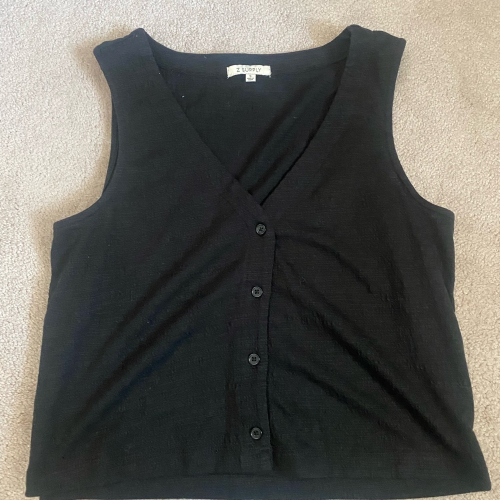 Z supply solace button tank in textured black S